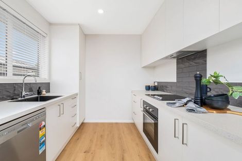 Photo of property in 15 Pethig Place, Halswell, Christchurch, 8025