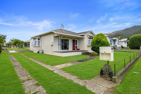 Photo of property in 2 Longfellow Street, Te Aroha, 3320