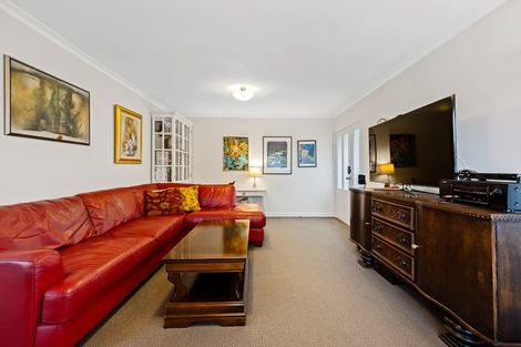 Photo of property in 8 Nyton Place, Bryndwr, Christchurch, 8053