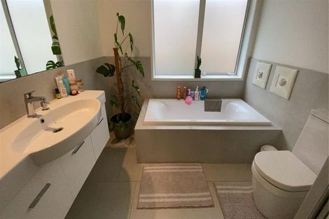 Photo of property in 7 Kingfisher Road, Silverdale, 0932