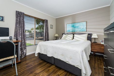 Photo of property in 256 Birkdale Road, Birkdale, Auckland, 0626
