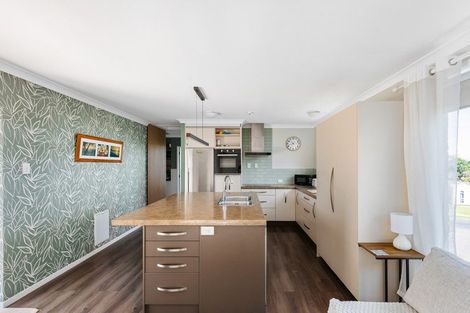 Photo of property in 20 Arawata Avenue, Welcome Bay, Tauranga, 3112