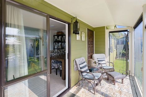 Photo of property in 88 Queens Road, Waikanae Beach, Waikanae, 5036
