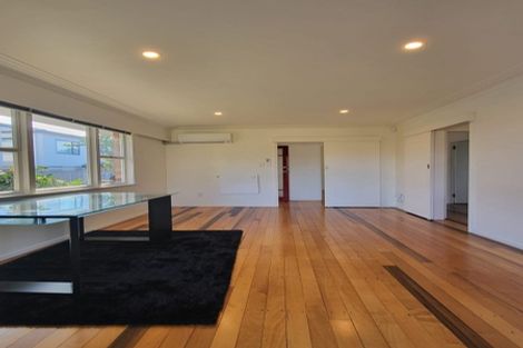 Photo of property in 2/39 Avis Avenue, Papatoetoe, Auckland, 2025