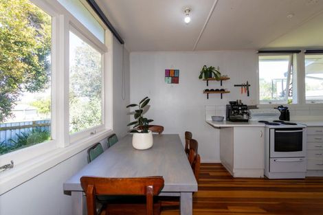 Photo of property in 67 Beach Road, Haumoana, 4102