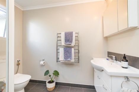 Photo of property in 9 Dunsinane Place, Marton, 4710