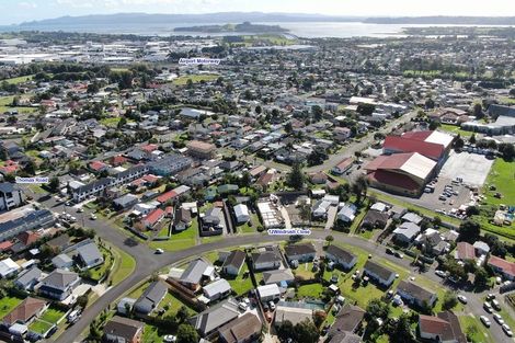 Photo of property in 12a Windrush Close, Mangere, Auckland, 2022