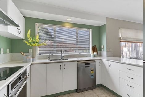 Photo of property in 1/18 Belgate Place, Somerville, Auckland, 2014