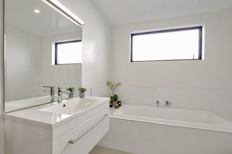 Photo of property in 7 Lorne Street, Lake Hayes, Queenstown, 9304