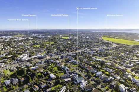 Photo of property in 15 Jaemont Avenue, Te Atatu South, Auckland, 0610