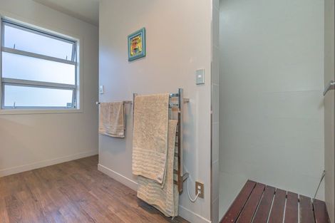 Photo of property in 31-33 Taonui Street, Waitarere Beach, Levin, 5510