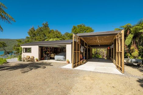 Photo of property in 4941 Kenepuru Road, Ohauparuparu Bay, Picton, 7282