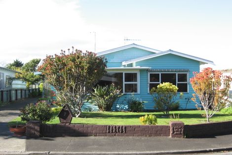 Photo of property in 7 Roach Street, Marewa, Napier, 4110