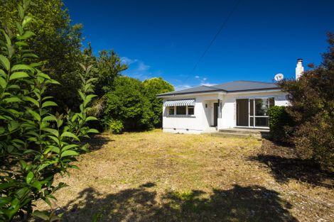 Photo of property in 17 De Lautour Road, Kaiti, Gisborne, 4010