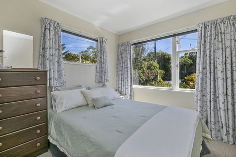 Photo of property in 102 Normandale Road, Normandale, Lower Hutt, 5010