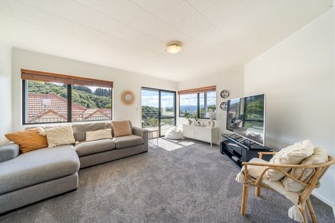 Photo of property in 1/150 Tirohanga Road, Tirohanga, Lower Hutt, 5010