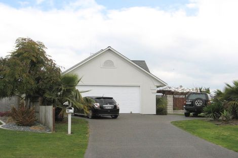 Photo of property in 15 Savannah Place, Papamoa Beach, Papamoa, 3118