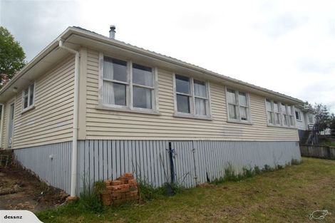 Photo of property in 37 Ogle Crescent, Te Kamo, Whangarei, 0112