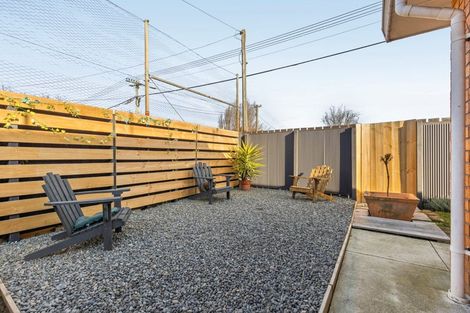 Photo of property in 2/2 Mchaffies Place, Wainoni, Christchurch, 8061