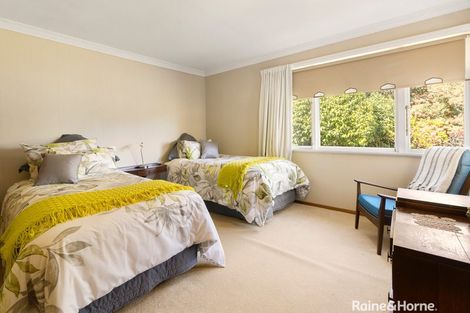Photo of property in 19 Oxford Street, Martinborough, 5711
