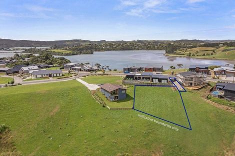 Photo of property in 48 Rangitahi Road, Raglan, 3225