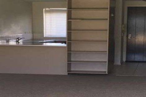 Photo of property in 5 Opito Way, East Tamaki, Auckland, 2013