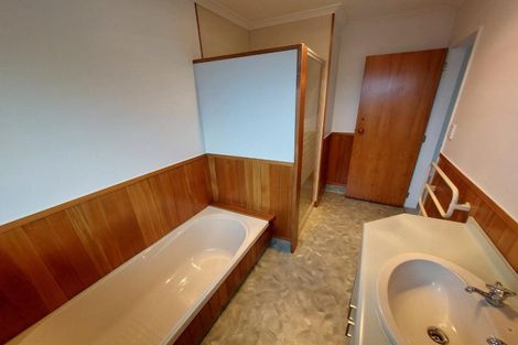 Photo of property in 9c Del Mar Place, Merrilands, New Plymouth, 4312