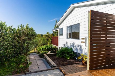 Photo of property in 59a Jack Boyd Drive, Mangawhai Heads, Kaiwaka, 0573