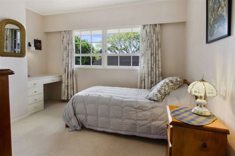Photo of property in 7 Jessmae Place, Hillcrest, Auckland, 0627
