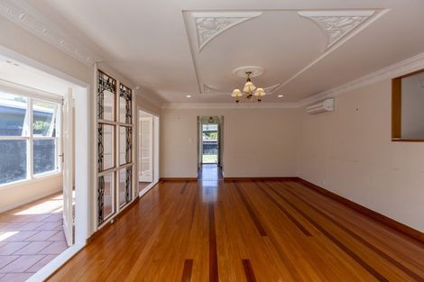 Photo of property in 81 Glen Road, Raumati South, Paraparaumu, 5032