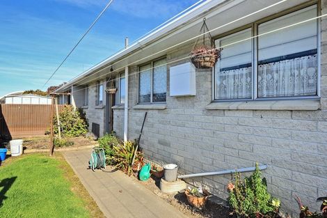 Photo of property in 2/112 Mcleod Street, Camberley, Hastings, 4120