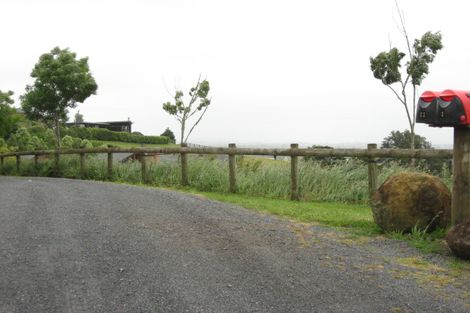 Photo of property in 1 Harry Dreadon Road, Opaheke, Papakura, 2584