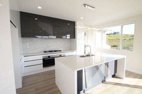 Photo of property in 13 Maka Terrace, Orewa, 0931