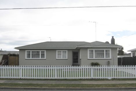 Photo of property in 16 Richmond Street, Maraenui, Napier, 4110