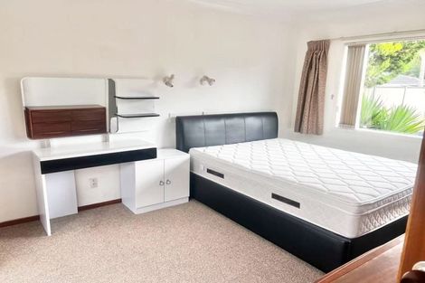 Photo of property in 6 Miramar Place, Pakuranga, Auckland, 2010