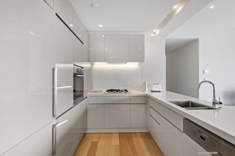 Photo of property in Clyde Quay Wharf, 2a/6 Clyde Quay Wharf, Te Aro, Wellington, 6011