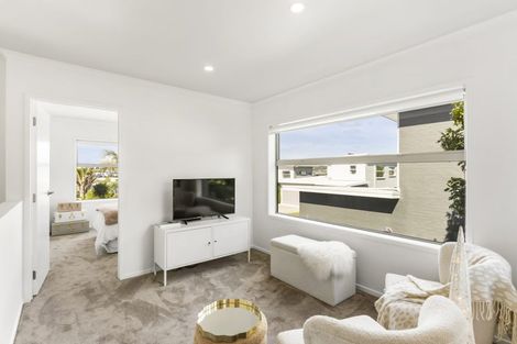 Photo of property in 118 Maire Road, Orewa, 0931