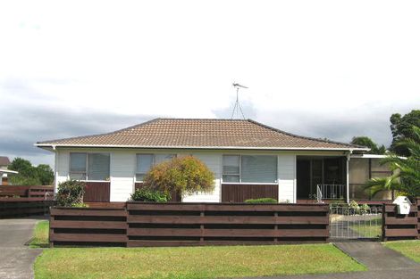 Photo of property in 56 Rosewarne Crescent, Glendene, Auckland, 0602
