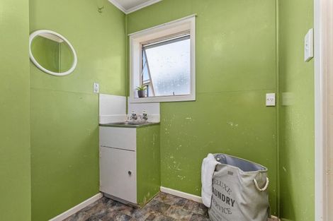 Photo of property in 35 Lorenzen Bay Road, Raglan, 3225