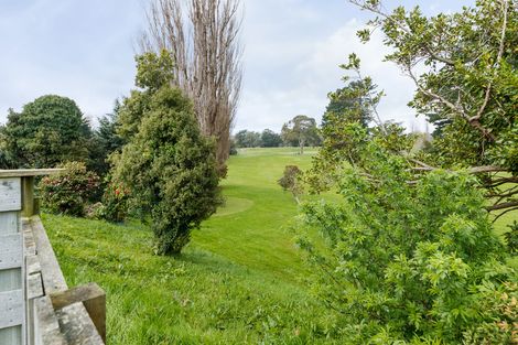 Photo of property in 89 Ruamahanga Crescent, Terrace End, Palmerston North, 4410