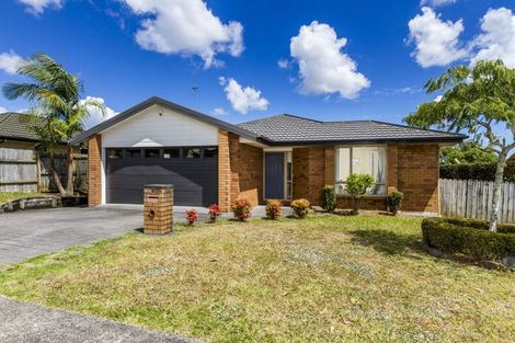 Photo of property in 5 Sunvista Avenue, Oteha, Auckland, 0632