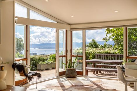 Photo of property in 28 Mortimer Terrace, Aro Valley, Wellington, 6021