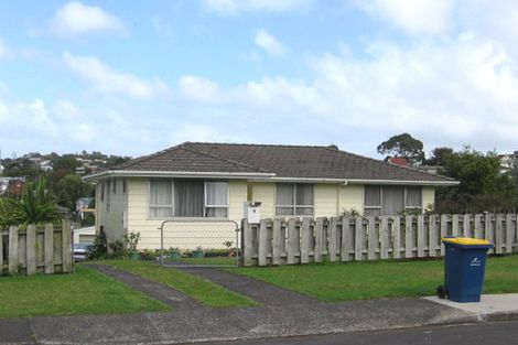 Photo of property in 9 Vallance Place, Massey, Auckland, 0614