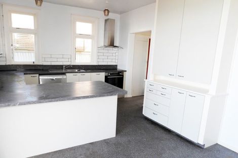 Photo of property in 35 Wharfe Street, South Hill, Oamaru, 9400