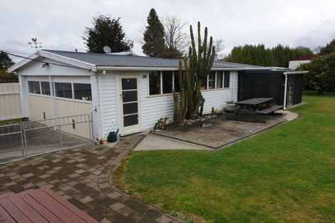 Photo of property in 4 Park Road, Western Heights, Rotorua, 3015