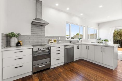 Photo of property in 44 Douglas Mclean Avenue, Marewa, Napier, 4110