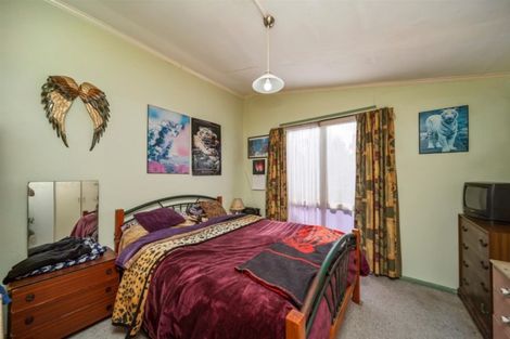 Photo of property in 21 Falstaff Street, Stratford, 4332