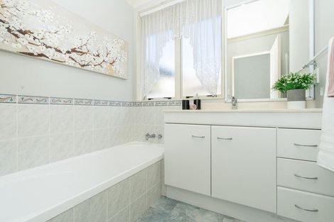 Photo of property in 5 Ruby Court, Chartwell, Hamilton, 3210