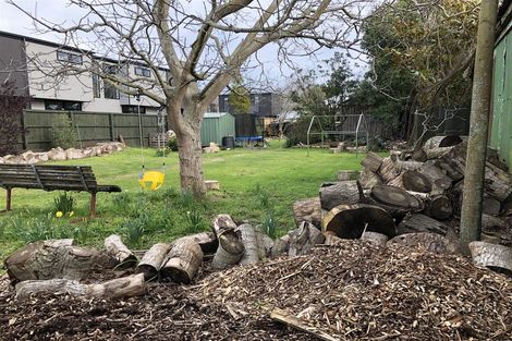 Photo of property in 50 Mathesons Road, Phillipstown, Christchurch, 8011