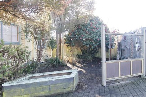 Photo of property in 2/12 Croydon Street, Sydenham, Christchurch, 8023